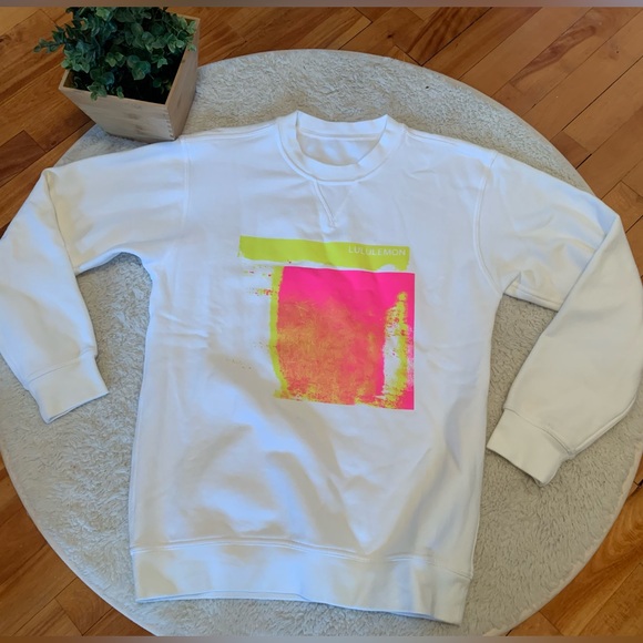 Lululemon All Yours Crew * Graphic Fleece - Picture 1 of 9